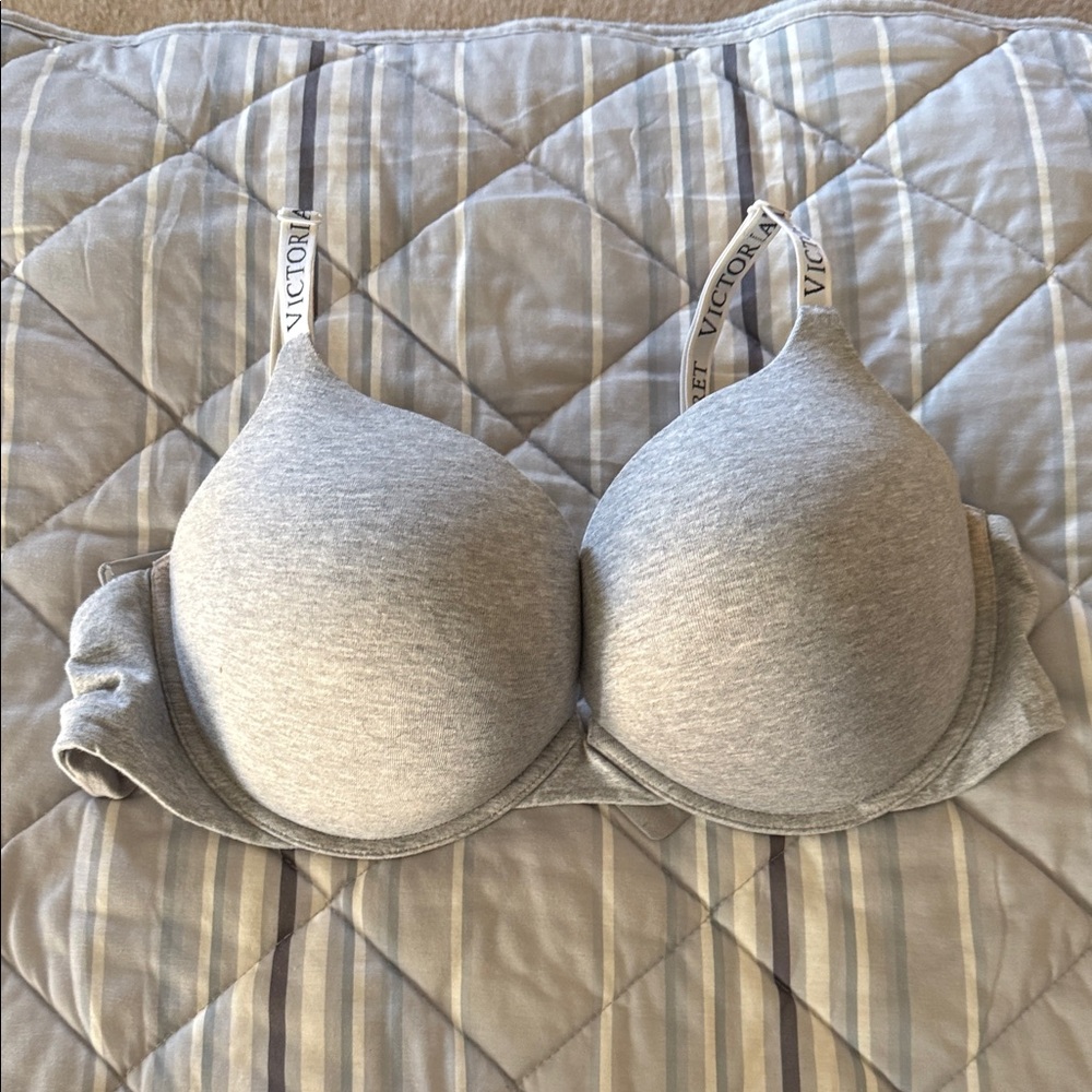 Victoria's Secret 38D Heather gray t-shirt bra, add 2-cups